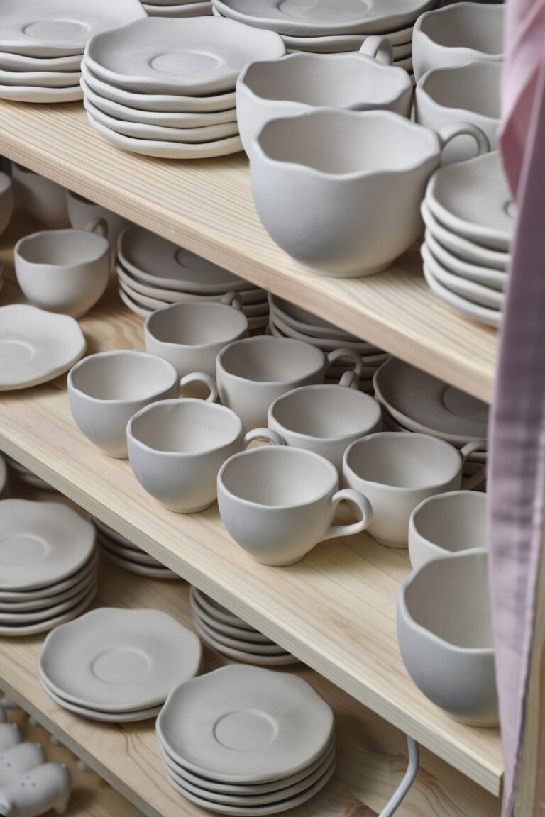 ručno pravljene porcelanske šolje